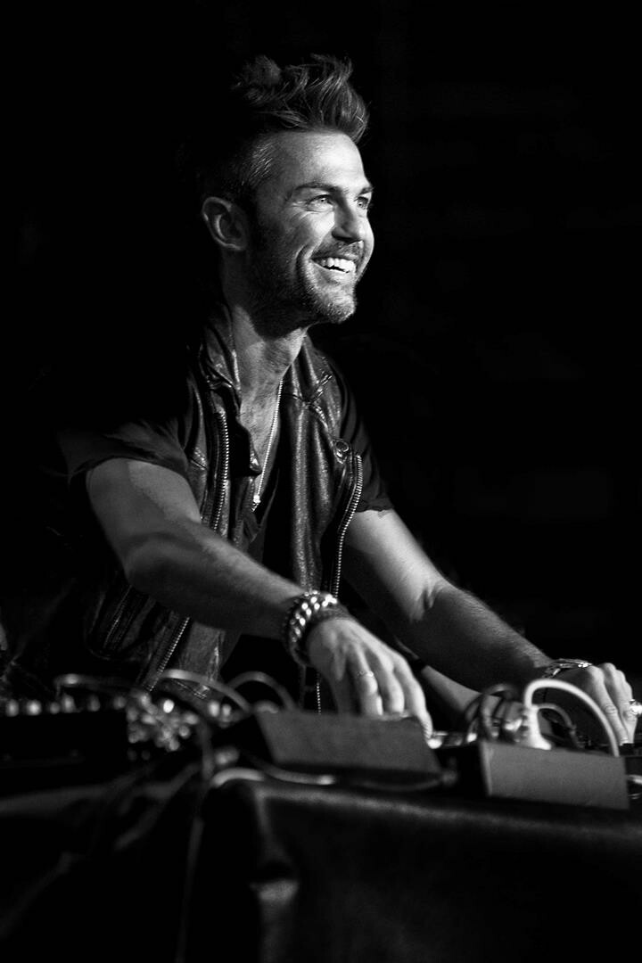 Tommy Vee Italian disk jockey DJ