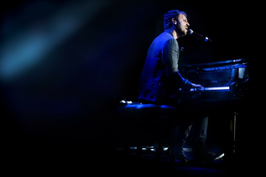 Cesare Cremonini Italian Pop Singer, ex cantante Luna Pop