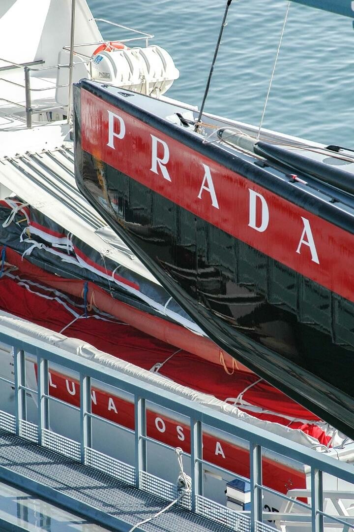 Base Prada - 32° America's Cup Valencia 2007 Base Prada - 32° America's Cup Valencia 2007
