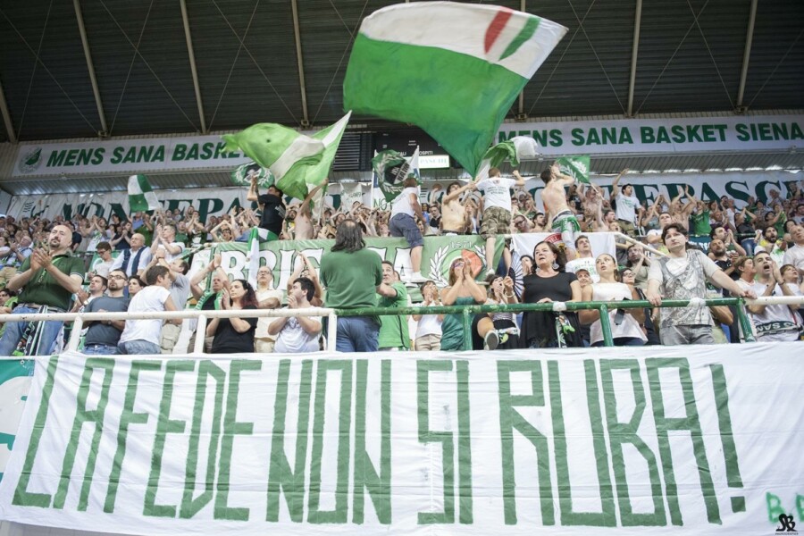 Tifosi Mens Sana Basket La fede non si ruba