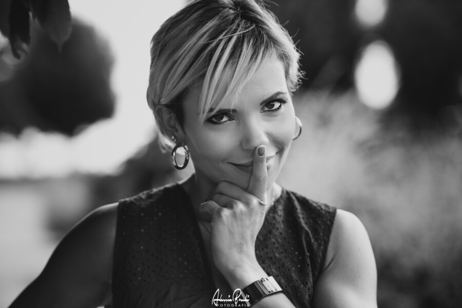 Margherita Portraits shooted by Alessia Bruchi Fotografia, italian wedding photographer based in siena available for exclusive wedding engagement elopement in Tuscany and Italy Fotografo Ritratto Siena Firenze